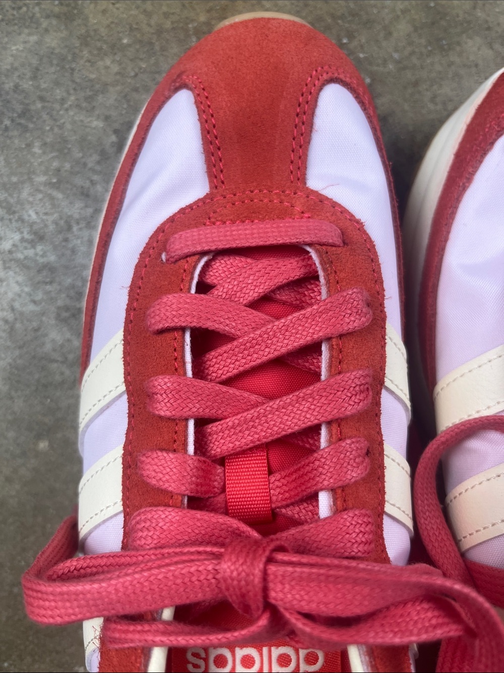 adidas Women’s Run 70’s Sneakers - Warm Pink, Red & Vanilla NWOB
Size: 9.5 - Picture 9 of 10